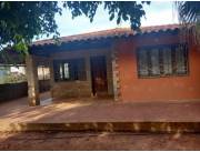 Vendo casa en luque LAURELTY