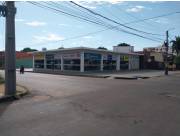 ALQUILO SALON COMERCIAL EN LUQUE CENTRO COD 3109