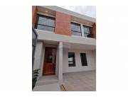 VENDO HERMOSOS DUPLEX PAREADOS EN POZO-LUQUE-LOMA MERLO