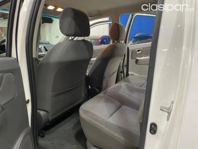 Toyota Hilux 2014 — foto 4
