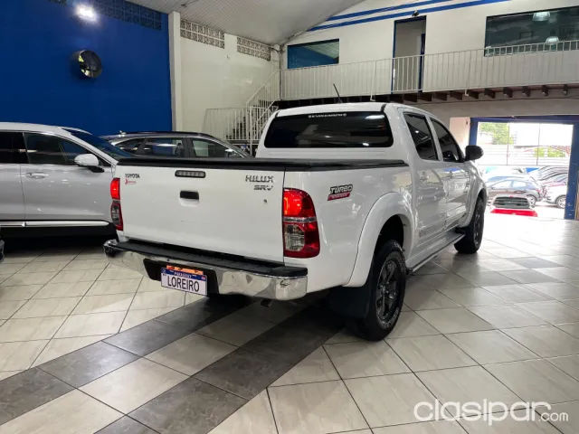 Toyota Hilux 2014 — foto 6