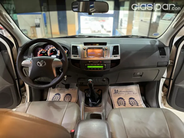 Toyota Hilux 2015 — foto 3
