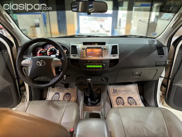 Toyota Hilux 2015 — foto 3