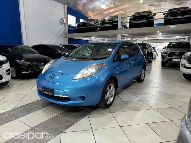 Nissan 100 2011 — foto 2