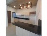 VENDO DUPLEXEN LUQUE LOMA MERLO