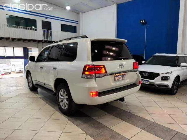 Toyota Land Cruiser 2018 — foto 5