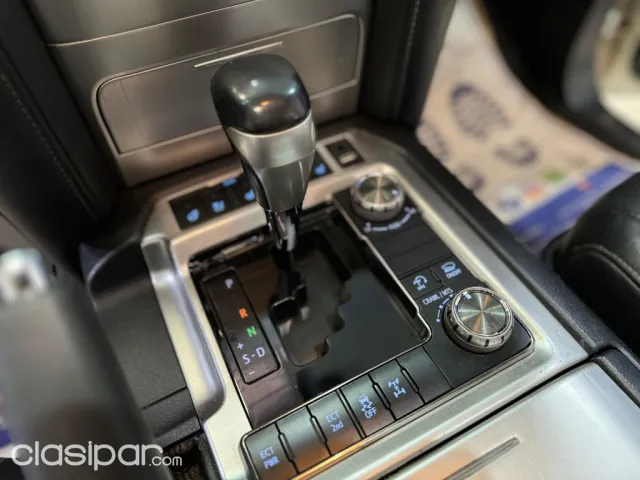Toyota Land Cruiser 2018 — foto 7