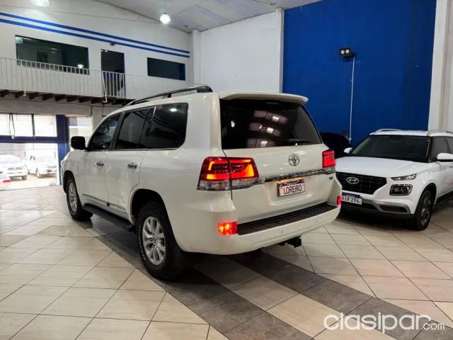 Toyota Land Cruiser 2018 - foto 2