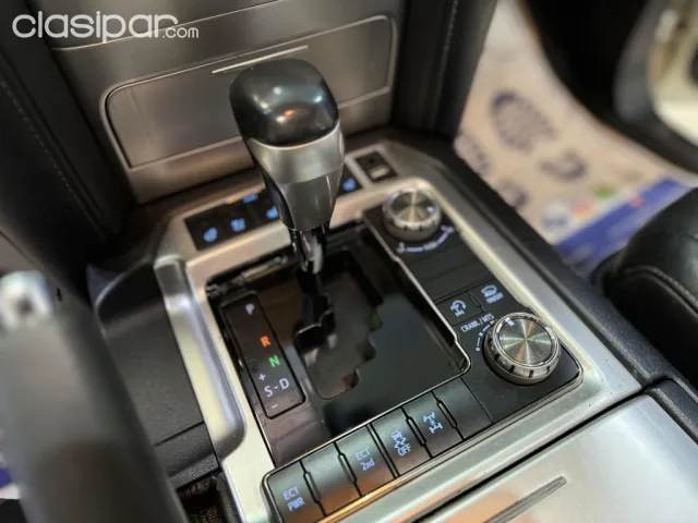 Toyota Land Cruiser 2018 — foto 6