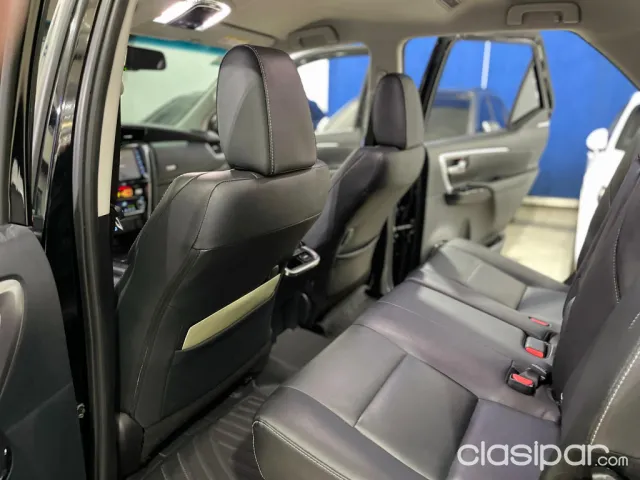 Toyota Fortuner 2022 — foto 5