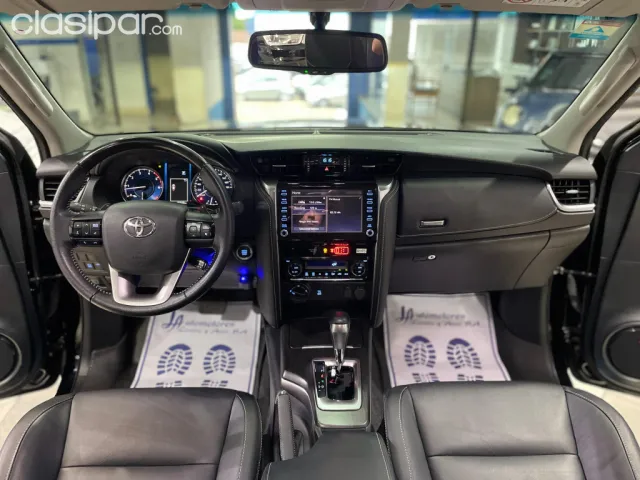 Toyota Fortuner 2022 — foto 6