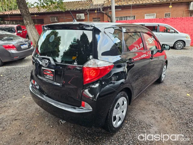 Toyota New Ractis 2012 — foto 4