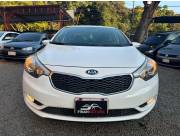 VENDO KIA CERATO AÑO 2015 MOTOR FLEX AUTOMÁTICO DOCUMENTOS AL DÍA