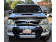 TOYOTA HILUX SRV 4x4 2013 TURBO DIÉSEL MECÁNICO, UN ALIADO DEL TRABAJO !!