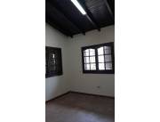 VENDO CASA EN CUARTO BARRIO - LUQUE