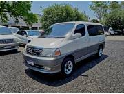 Toyota Grand Hiace 2001 pan