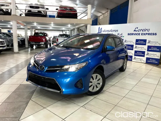 Toyota Auris 2012 - foto 2
