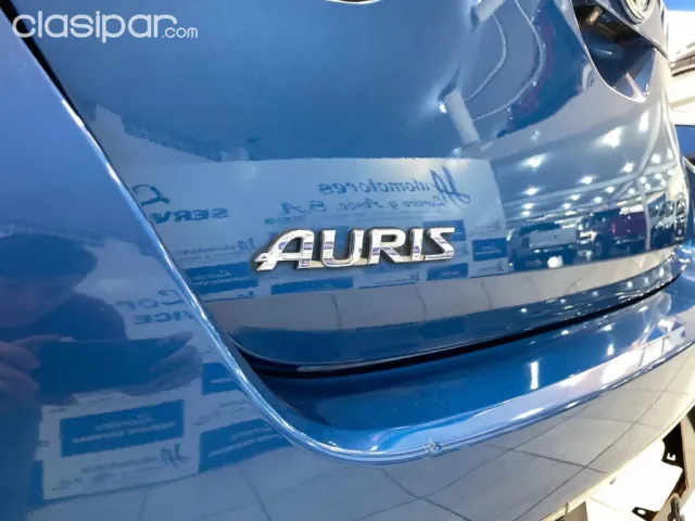 Toyota Auris 2012 — foto 7