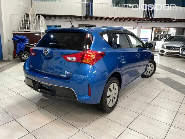 Toyota Auris 2012 - foto 8