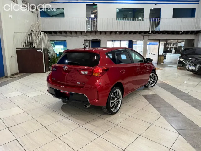 Toyota Auris 2012 — foto 8