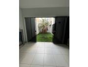 EN VENTA DUPLEX AMOBLADO EN MBURUCUYA