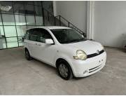 TOYOTA SIENTA 2005 nom