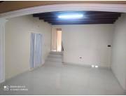 VENDO AMPLIA CASA EN SAN LORENZO - G 800.000.000