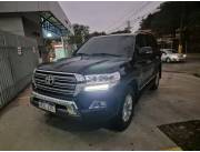 Toyota land cruiser vx biturbo diésel único dueño toyotoshi año 2018 oferta 88.000 uss !!!