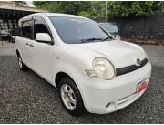 IMPECABLE TOYOTA SIENTA CON USO EN PY BLANCO PERLA 2005/06 MOTOR VVTI 1.5. AUTOMATICO FULL