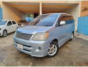 Toyota Noah 2003 aut