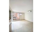 VENDO DUPLEX CON PISCINA EN FERNANDO DE LA MORA ZONA SUR