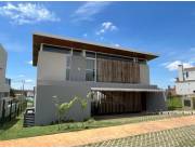 AQUA VILLAGE, SANBER: ELEGANTE RESIDENCIA TIPO ESTRENO, 670 M2, 5 DORMIT, PISCINA, GENERAD