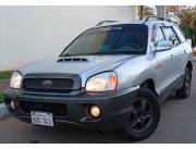 VENDO HYUNDAI SANTA FE AÑO 2001 MOTOR 2.0 DIESEL AUTOM AIRE FULL INTERIOR FINO CUIDADO!!!