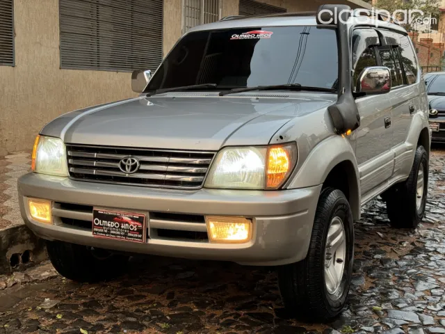 Toyota Land Cruiser 2001 - foto 2