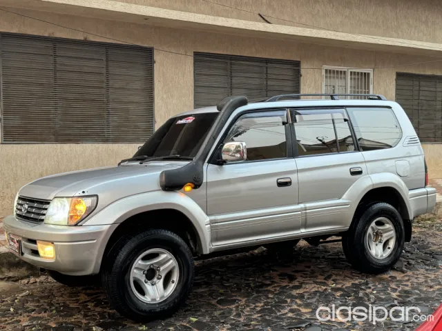 Toyota Land Cruiser 2001 — foto 4