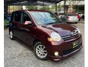 Toyota Sienta 2011 ob