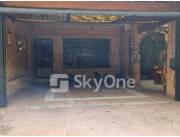 VENDO HERMOSA RESIDENCIA EN BO. MBURUCUYA - ZONA COMERCIAL Y RESIDENCIAL