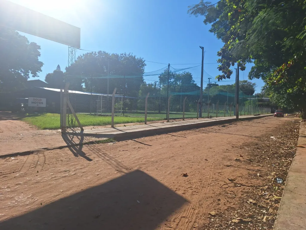 AMPLIO TERRENO DE 4858 M2 EN ASUNCION A SOLO 93 US$ POR M2!! — foto 3