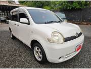 Toyota Sienta 2005 cho