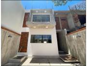 .🔑 EN VENTA HERMOSO DUPLEX A ESTRENAR EN LUQUE.