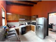 CASA EN VENTA LAURELTY LUQUE