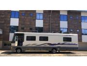 Motorhome americano Flertwood Pacearrow