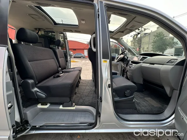 Toyota Noah 2004 — foto 6