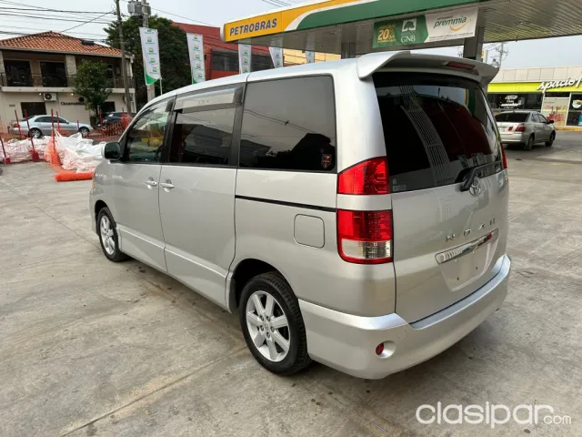 Toyota Noah 2004 — foto 7
