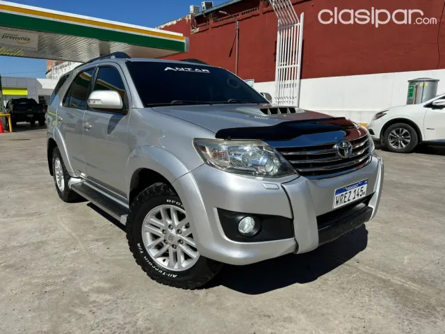 Toyota Fortuner 2014 — foto 2