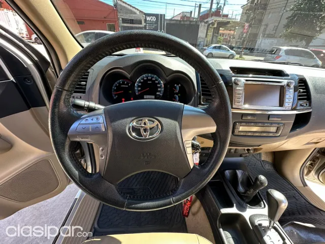 Toyota Fortuner 2014 — foto 7