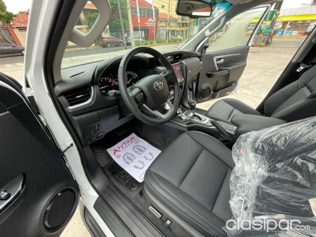 Toyota Fortuner 2024 — foto 5