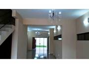 VENDO AMPLIO Y MODERNO DUPLEX EN LUQUE