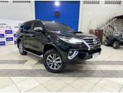 Toyota Fortuner SRV año 2017 único dueño ficha Toyotoshi 📍 Recibimos vehículo ✅️