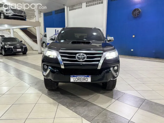 Toyota Fortuner 2017 — foto 5